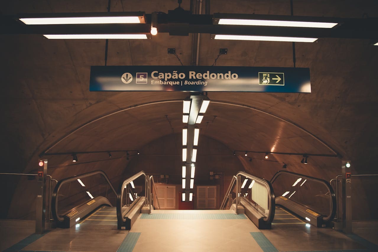 Metro de Sao Paulo - Capao Redondo - Portal Sampa