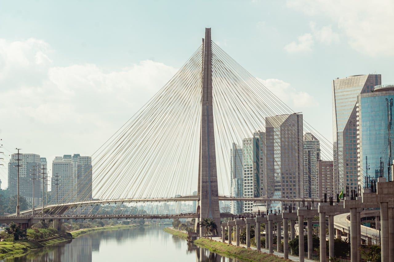 Ponte no Rio Pinheiros - Portal Sampa