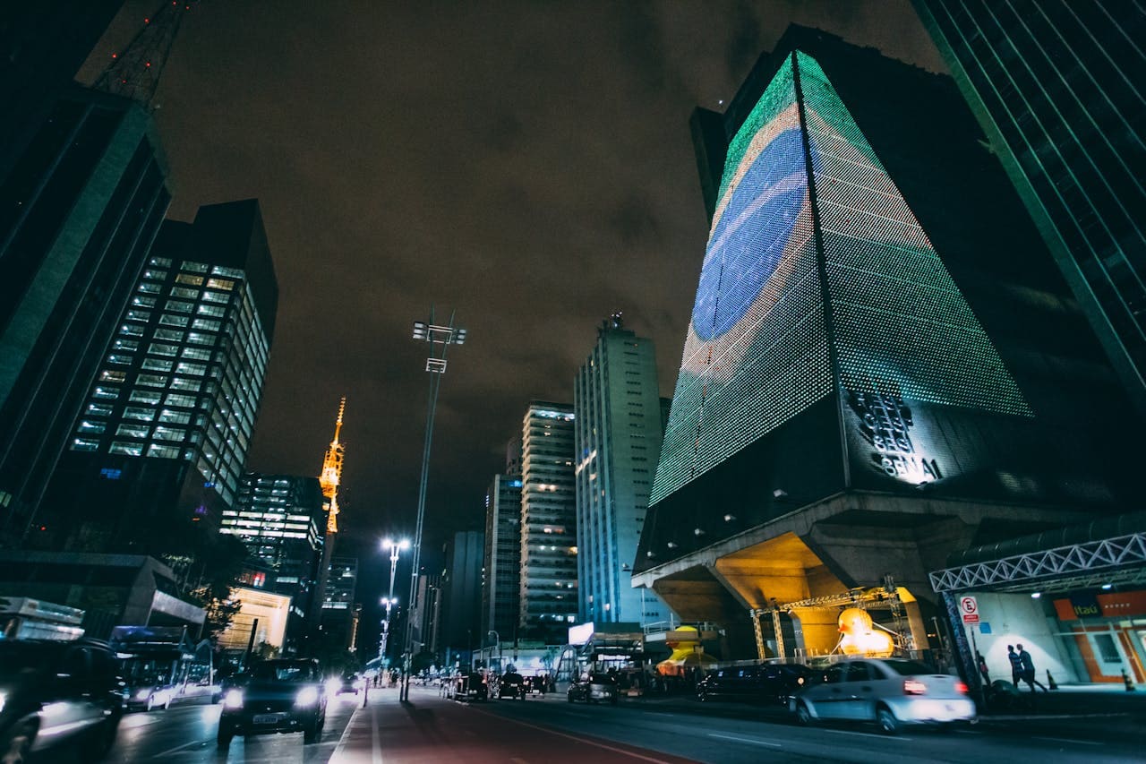 Parabéns, São Paulo! Guia Completo dos 472 Anos da Cidade - Portal Sampa