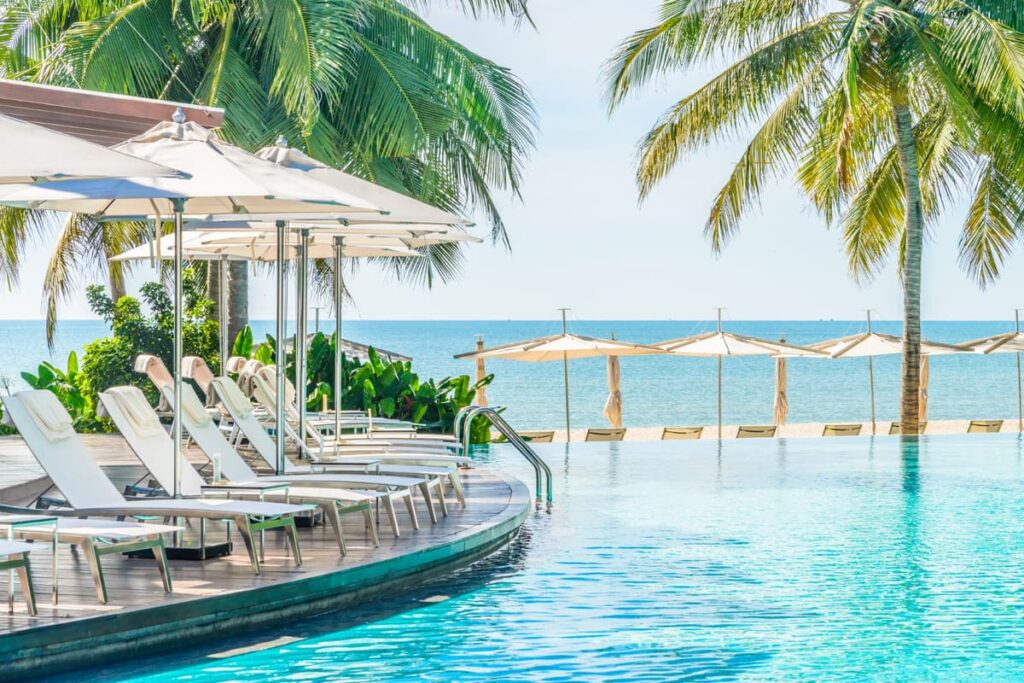 Hotel na praia - como escolher a hospedagem ideal - Portal Sampa